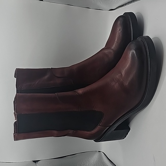 Emanuel Castro Chelsea Leather Heeled Boots size 39 - Picture 4 of 7